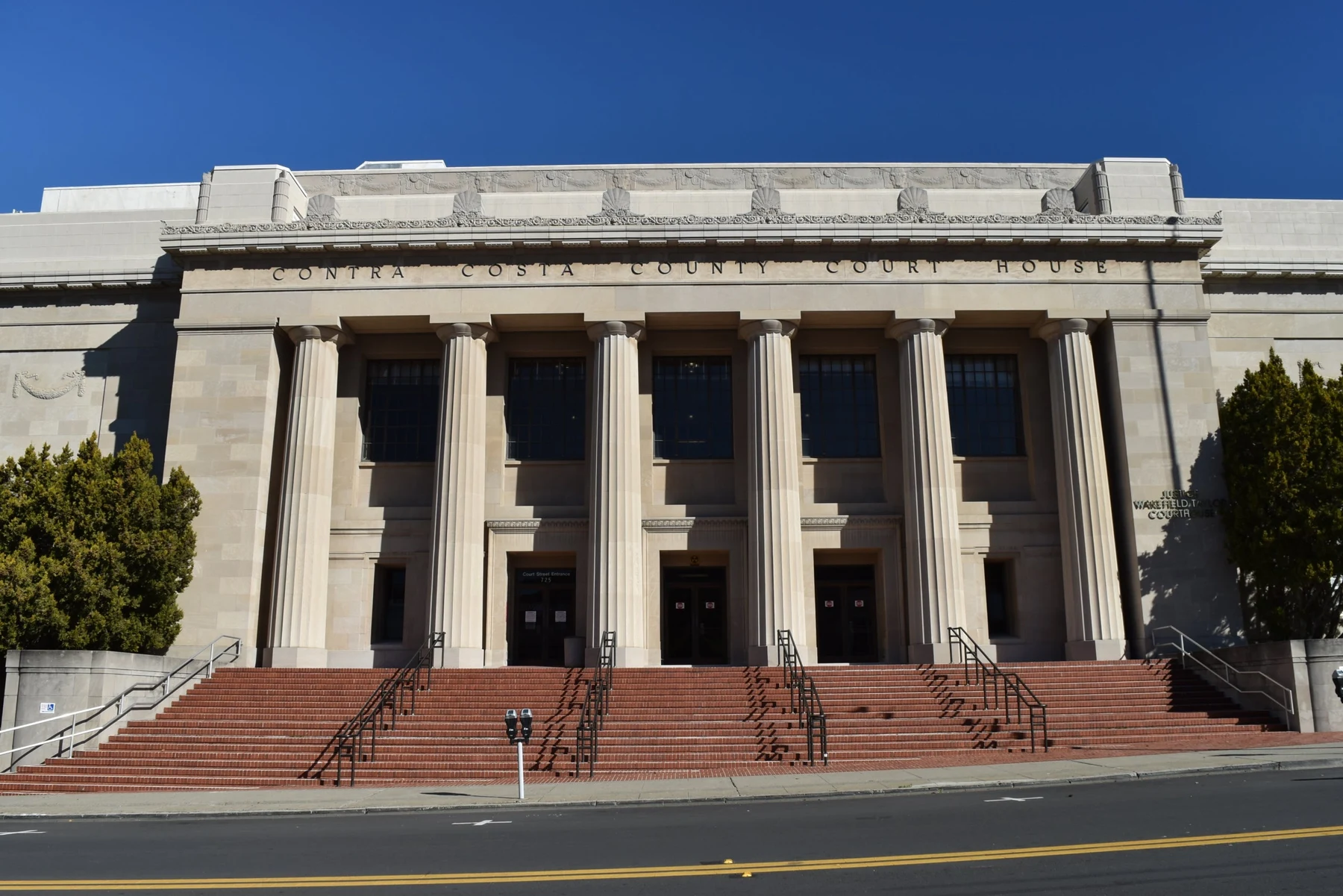 File photograph of Contra Costa County Courthouse; it does not depict the reported event.
